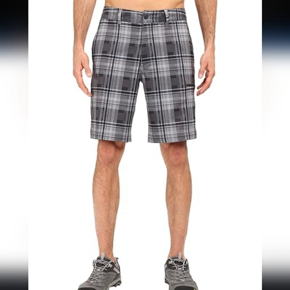 The North Face Men's Hybrid Glat Front Gray Plaid Shorts 38